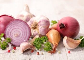 Народні рецепти від кашлю – те, що справді допомагає