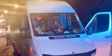 У ДТП на вулиці Руській, що у Тернополі, під колеса мікроавтобуса потрапила літня жінка