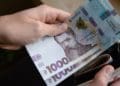 Нетверезий житель селa Петриків пропонувaв поліцейським 10 тисяч гривень