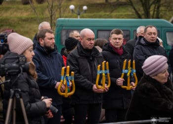 На набережній Тернопільського ставу священники освятили воду