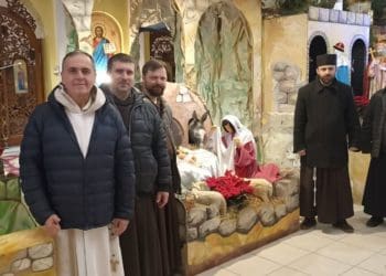 У Тернополі зустрілися францискани біля найбільшої шопки в Україні