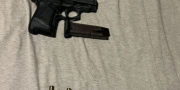 У раніше судимого тернополянина правоохоронці вилучили зброю й наркотики