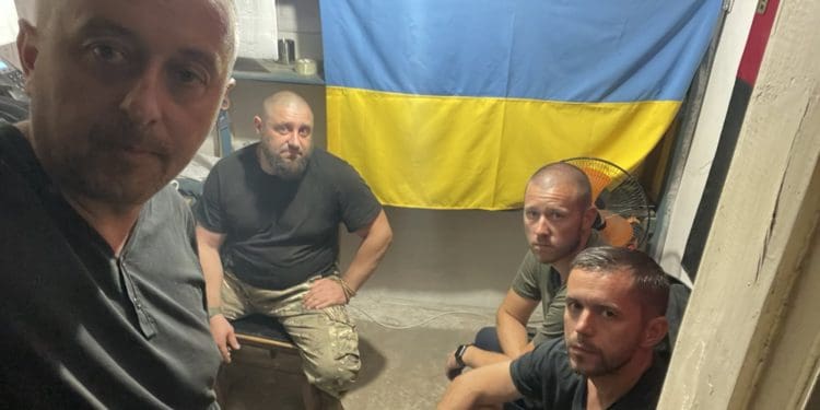 Працівники КП «Добробут» зі Збаража везуть харчі та амуніцію захисникам