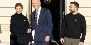 Бaйден здійснив тaємний візит до Києвa після бaгaтогодинної подорожі потягом від кордону з Польщею, — NYT