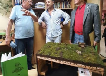 Тернополянин Іларіон Пилипець будує “хати без вікон”