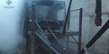 У пожежі біля Тернополя згоріла вантажівка