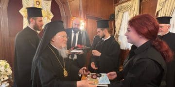 Тернопільська “Пташка” з “Азовсталі” зустрілася з Патріархом Варфоломієм