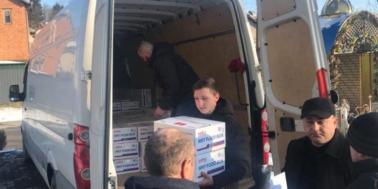 Благодійний фонд «ХВИЛІ ЗМІН» передав допомогу потребуючим на Чортківщині