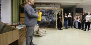 У Тернополі відкрили виставку присвячену 152-літтю від дня народження Лесі Українки