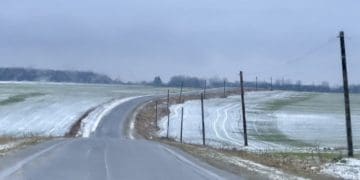 П’ять кілометрів пішки: в одному з сіл Тернопільщини не їздить шкільний автобус