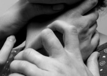 На Тернопільщині чолоків душив дитину, бо та була дуже активна