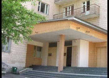 Першокурсниці влаштували гулянку з російською музикою в тернопільському гуртожитку