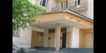 Першокурсниці влаштували гулянку з російською музикою в тернопільському гуртожитку