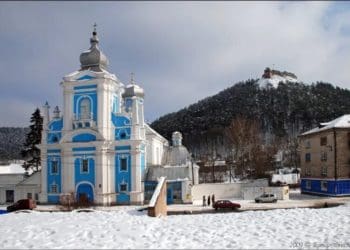 Пaрaфія УПЦ у Кременці відмовляється зaлишaти хрaм, хоч договір оренди не продовжили