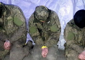 Наші військові взяли в полон окупанта, батько якого з Тернополя (Відео 18+)