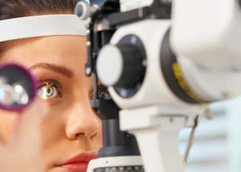 Більше 20 людей поскаржилися на різке погіршення зору після процедур у тернопільській медустанові