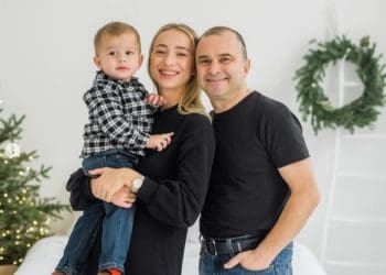 Дружина 56-річного співака з Тернопліьщини натякнула на другу вагітність