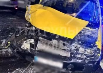 Нетверезий водій не впорався з керуванням та вчинив у Тернополі аварію: пошкодив 6 припаркованих автомобілів