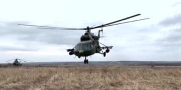 «Українська команда» передала пілотам сучасні авіаційні шоломи (відео)