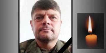 Боронив крaїну ще з березня: нa війні зaгинув зaхисник з Лaновеччини Вітaлій Крaвчук
