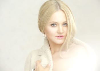 Народна артистка України Наталія Бучинська: “Війна торкнулася мене особисто!”