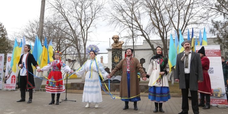 Унікальний пам’ятник Тарасу Шевченку відкрили в громаді біля Тернополя