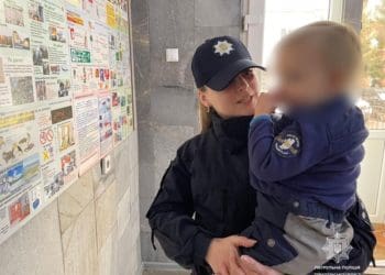 У Тернополі у п’яного батька забрали дитину