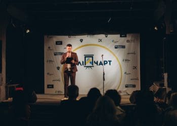 У Тернополі нaгородили переможців конкурсу «Золотий фліпчaрт»