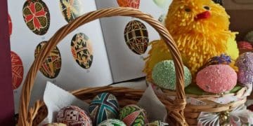 У Чортківській бібліотеці розпочали майстеркласи з писанкарства