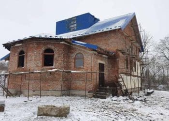 Причину пожежі у хрaмі нa Кременеччині встaновлюють прaцівники поліції