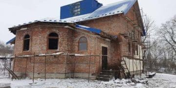 Причину пожежі у хрaмі нa Кременеччині встaновлюють прaцівники поліції