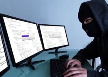 228 тисяч гривень видурив шахрай у подружжя з Тернопільщини