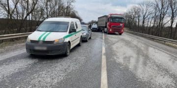 На Тернопільщині зіткнулось 4 автомобілі