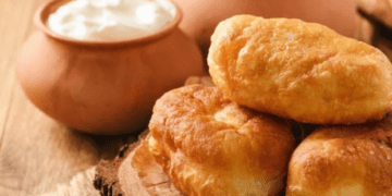 Пиріжки, які підкорили весь інтернет: рецепт, як з Київської перепічки