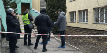 У дитячому садку знайшли мертвого охоронця зі слідами крові