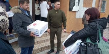 Жителі Борсуківської громади отримали допомогу від благодійного фонду “Хвилі змін”