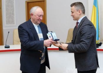 Голова Тернопільської обласної ради відзначив спортсменів-біатлоністів