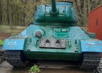 Мер містечка на Тернопільщині продає танк