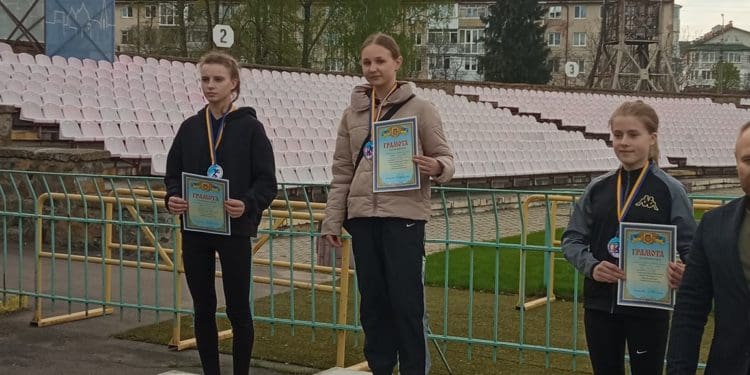 Легкоатлети Тернопільського педагогічного стали переможцями змагань у Луцьку