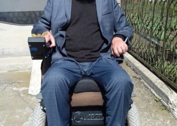 Активіст Іван Космина звернувся до уповноваженого Верховної Ради з прав людини щодо доступності тротуару у Гусятині