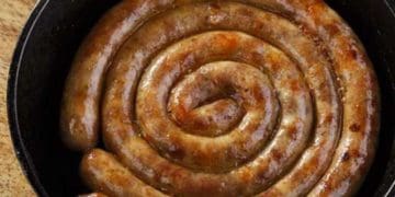 Ковбаса в пательні: Рецепт на Великдень