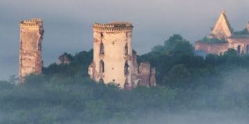 Фотографія Сергія Рижкова із зображенням Червоногородського замку у селі Нирків стала срібним призером конкурсу