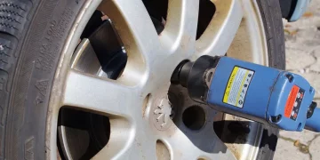 Про яку копійчану, але дуже важливу процедуру забувають водії при шиномонтажі