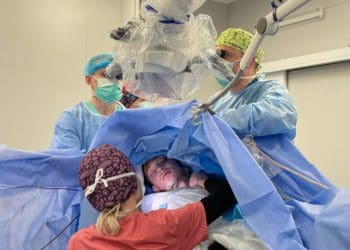 Уперше в Україні: юнаку з Тернополя провели операцію на мозку з пробудженням