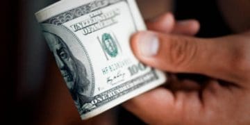 Поліцейські Тернопільщини відмовились від тисячі доларів хабара за п’яне водіння