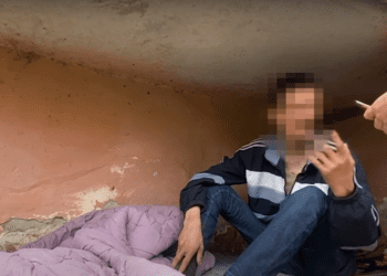 З ранами на тілі, голодний і погано чує: чому колишній захисник України опинився жити просто неба у Тернополі (Відео)