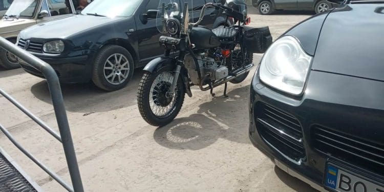 Люди з інвалідністю можуть подорожувати: уродженець Гусятина планує книжку ”Шлях до мрії” про свого мотоцикла