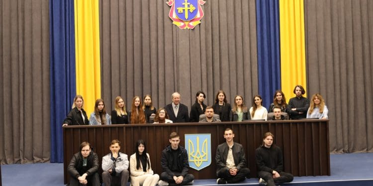 Голова Тернопільської облради Михайло Головко поспілкувався з майбутніми політологами