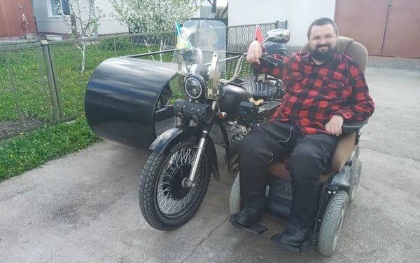 «Навіть важка травма не стане на заваді до мрії», – на Тернопільщині чоловік завершив трирічний проєкт