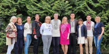 Креатор-Буд щиросердечно вітає українців з Днем вишиванки